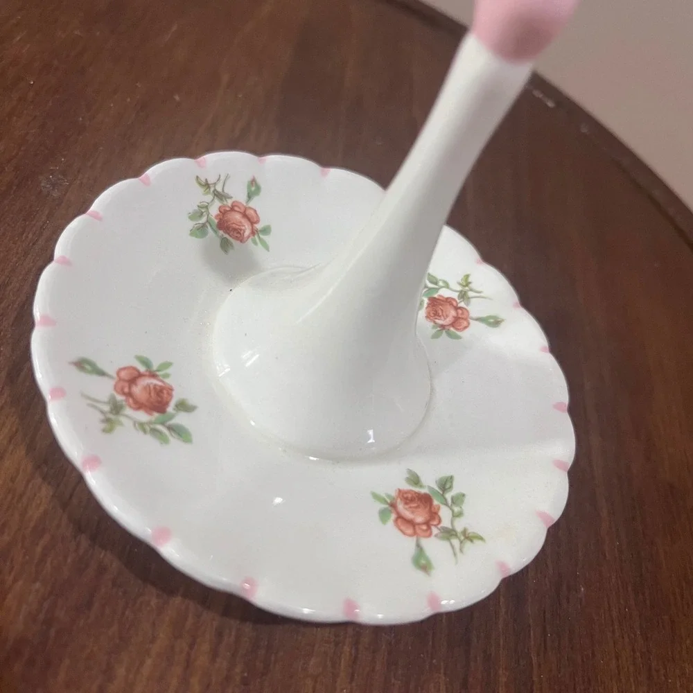 Vtg Cottagecore Pink Rose Porcelain Ring Holder Scalloped Floral Jewelry Dish